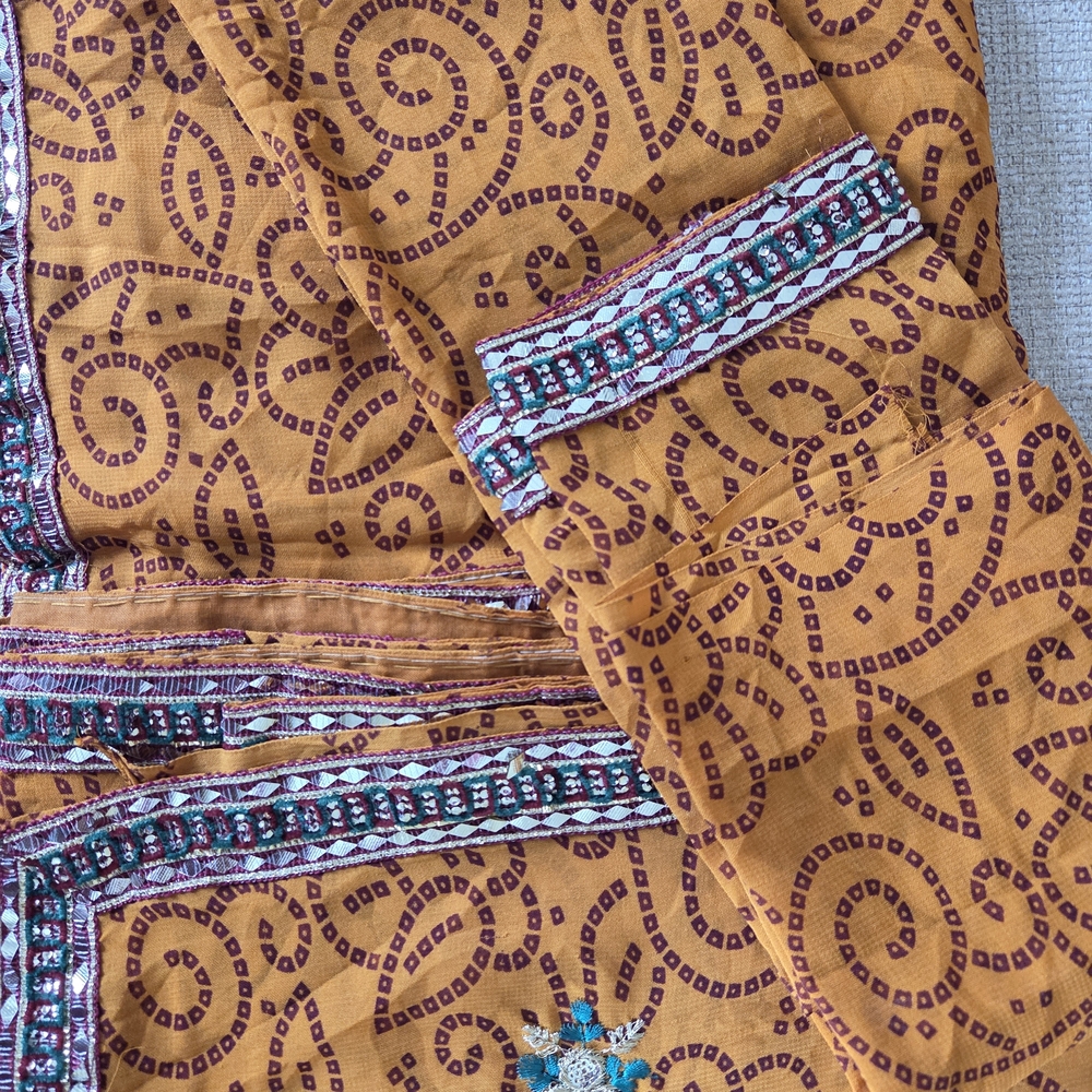 Embroidered Mustard Yellow Ethnic Saree with Maroon Print & Blouse Peice
